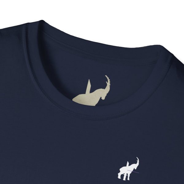 Kiss Kiss Dis  T-Shirt - Image 18